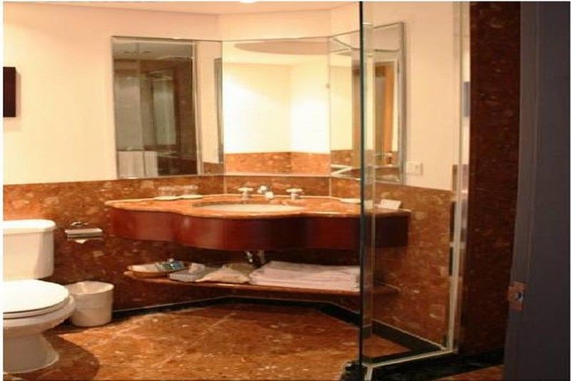Welcome Hotel Тайбэй Экстерьер фото